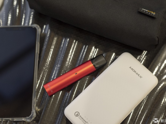 冰泡绿研，一口吸入的茶园清风	，RELX悦刻如何用科技复刻自然？